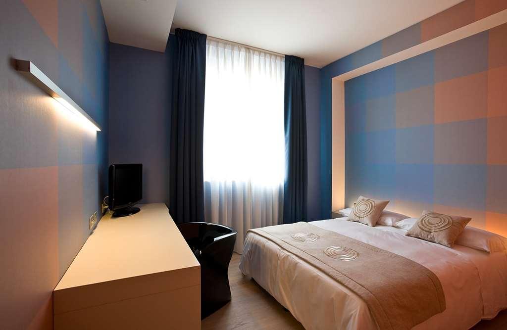 Eos Hotel Lecce Room photo